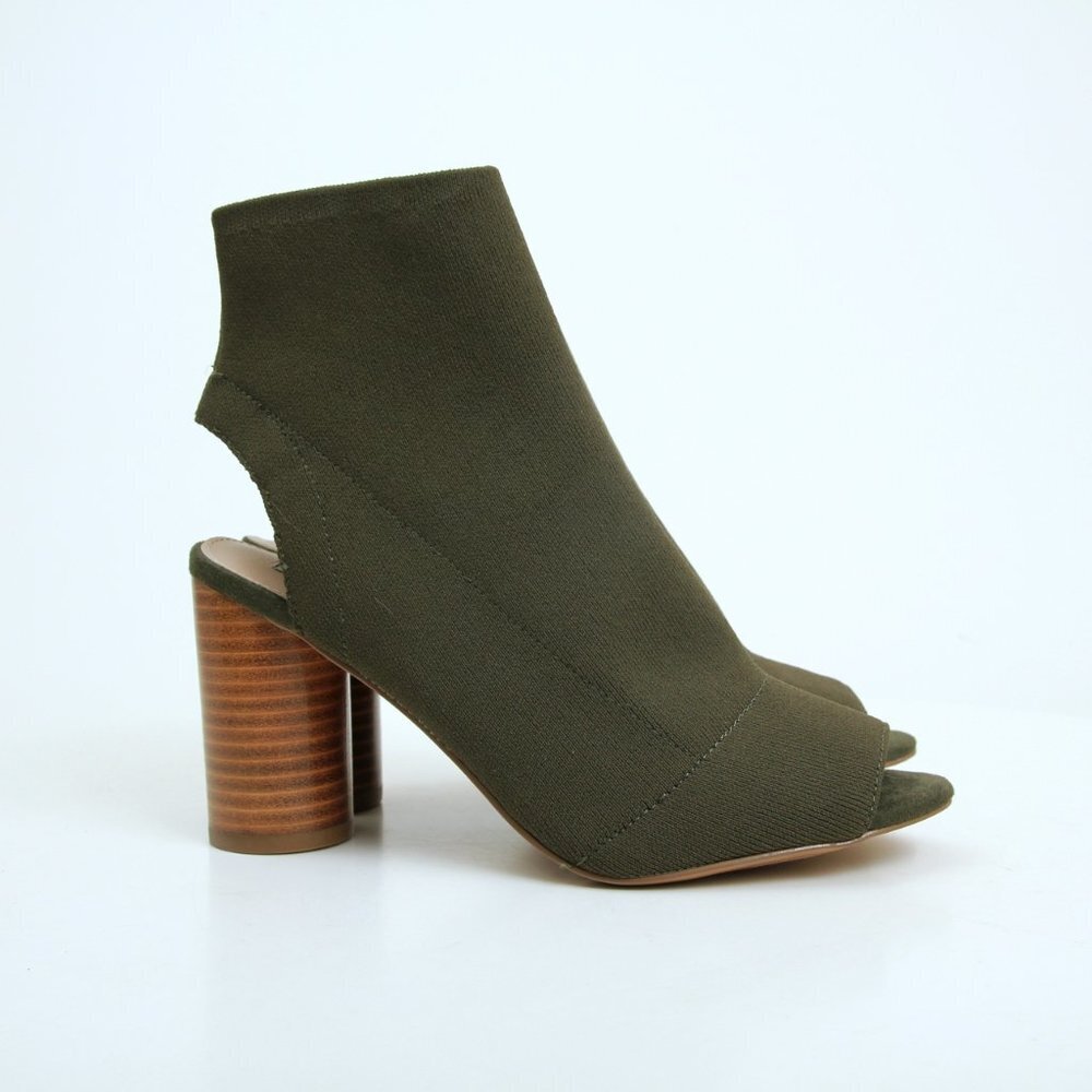NWOT Steve Madden Sunnie Stretch Knit Ankle Peep Toe Heeled Boots Green